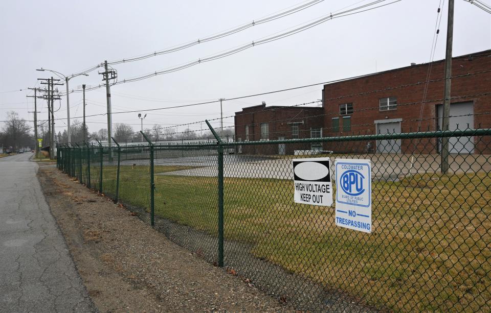 Coldwater would install one of two new generators at the old power plant location on Hooker Street next to its solar farm.
