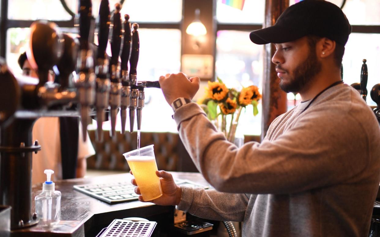 pubs  - DANIEL LEAL-OLIVAS/AFP