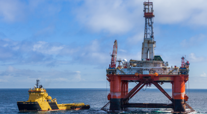 An image of an offshore oil rig