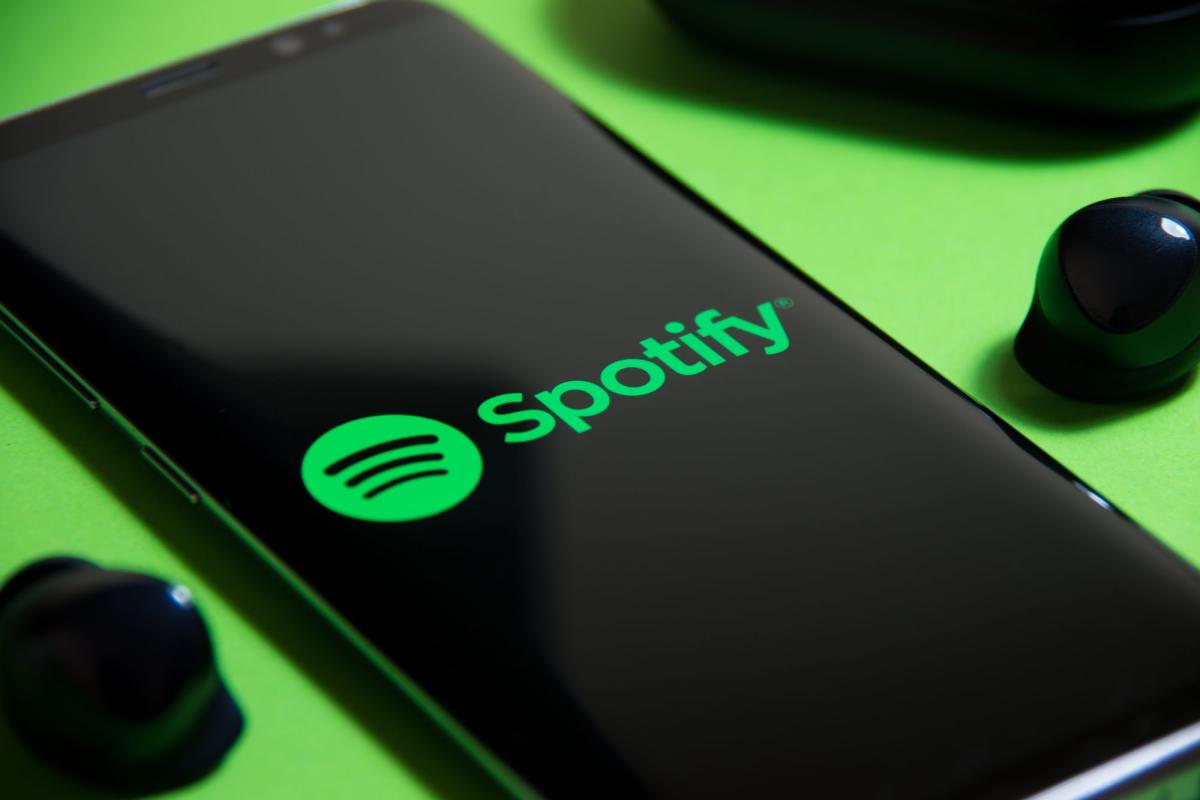 Prepara tus ahorros! Spotify Premium subirá de precio - Sopitas USA