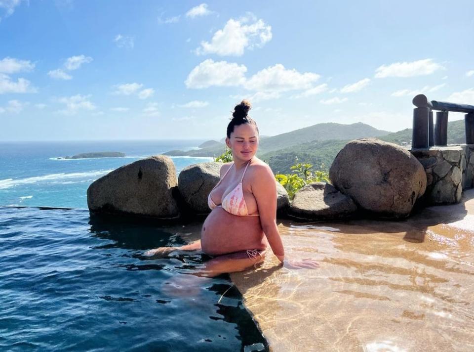 Chrissy Teigen, pregnant, Instagram