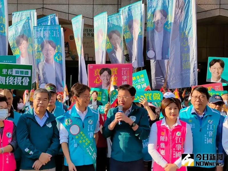 ▲中市第六選區立法委員候選人江肇國完成選舉登記(圖／柳榮俊攝2023.11.23)