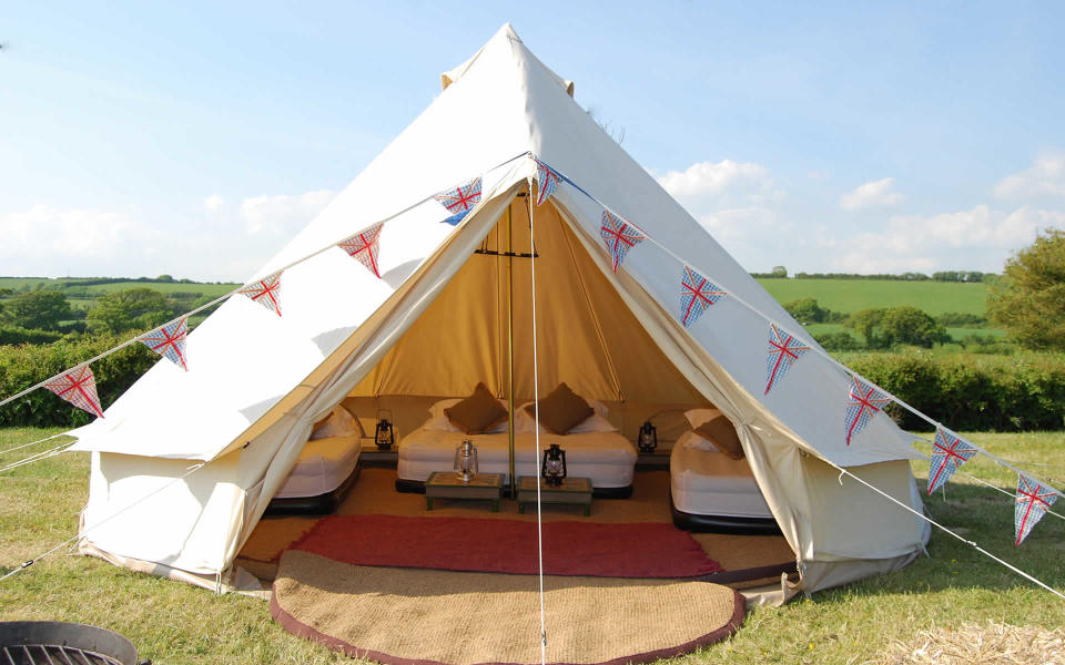 Glamping is the number 1 gift choice for milliennials (Yahoo Style UK)