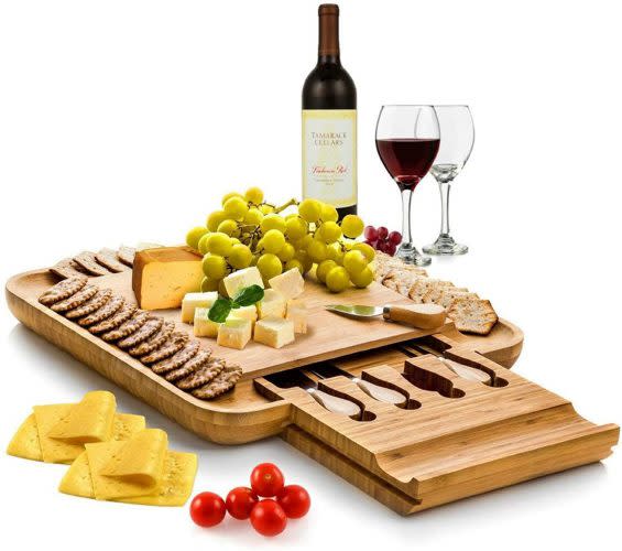 best gifts for mom - Bambusi Cheese Board and Knife Set