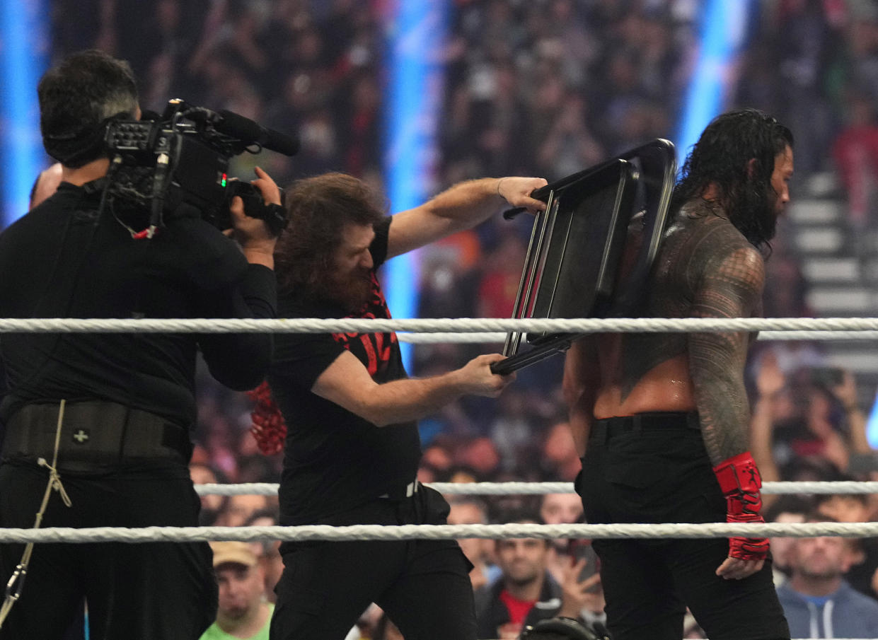 Sami Zayn traicionó a Roman Reigns en el evento Royal Rumble 2023. (Joe Camporeale-USA TODAY Sports)