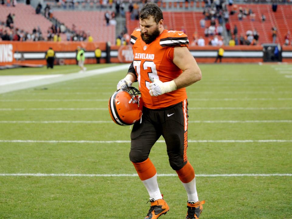 Former Cleveland Browns tackle Joe Thomas runs on the field