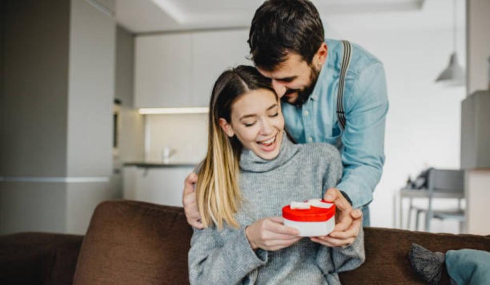 Guía de regalos para amor y amistad. Foto: tomada de istockphoto.com - blackCAT