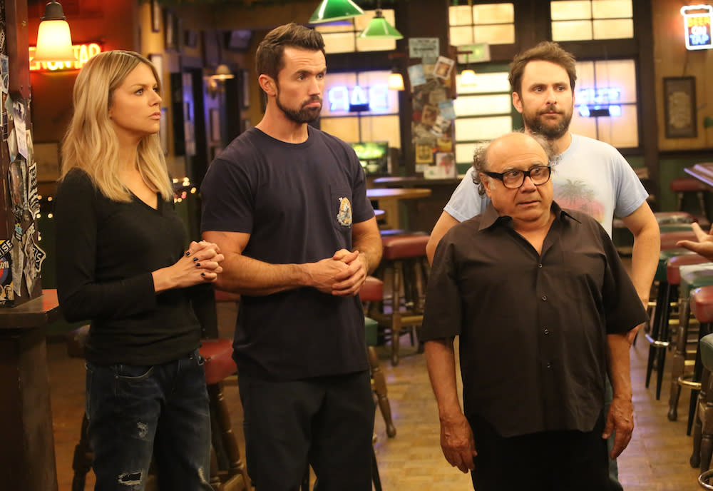 The Gang Beats Boggs - Always Sunny - Its Always Sunny In