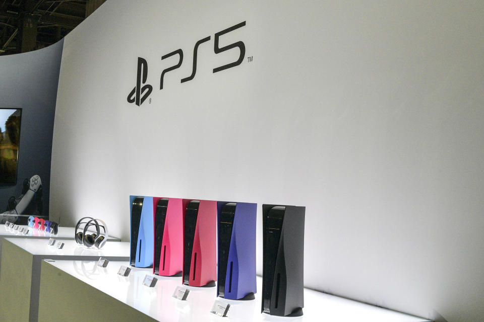 LAS VEGAS, NV - JANUARY 5: The Sony booth displaying the PS5 in new colors at CES 2022 at the Las Vegas Convention Center in Las Vegas, Nevada on January 5, 2022. Credit: DeeCee Carter/MediaPunch /IPX