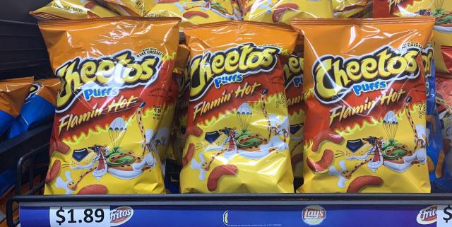 🇧🇷Cheetos Flamin' Hot no Brasil! – @ExperimentaIsso