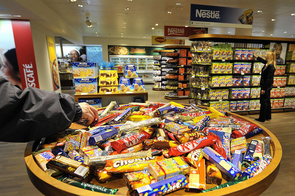 Nestle hat angekündigt, seine Preise anzuheben. - Copyright: getty images