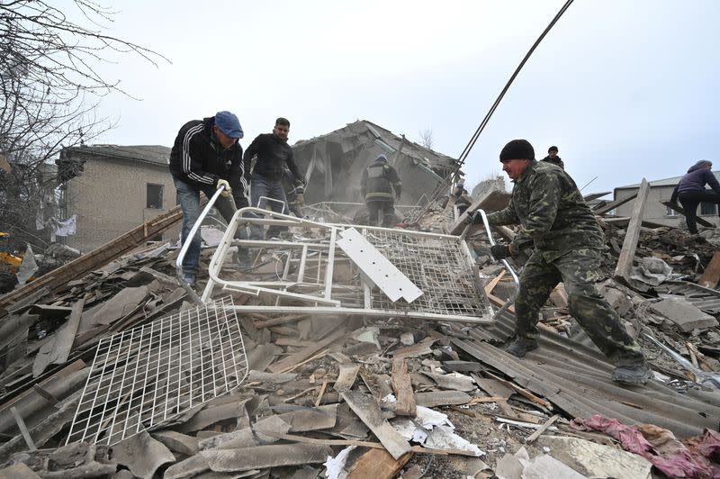 Russian missile attack on hospital in Vilniansk