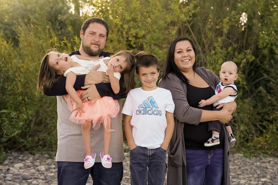 Nick and Chelsea Torres with their children Callie, Carter, Jaysin and Mykah. (Nakona Frederick Photography)