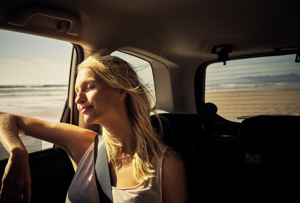 L'été, pour garder un maximum de fraîcheur dans la voiture, on utilise un pare-soleil. (Photo : Getty Images)