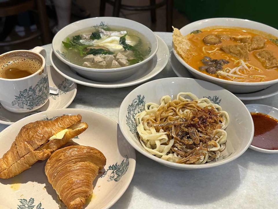 Heng Wah Kopitiam - Various dishes