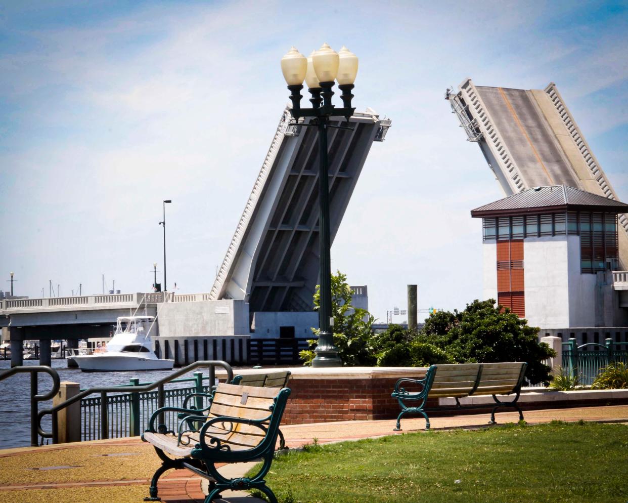 Changes to the schedule of the Alfred Cunningham Memorial Bridge in New Bern will begin on October 16 in order to better accommodate area commuters.