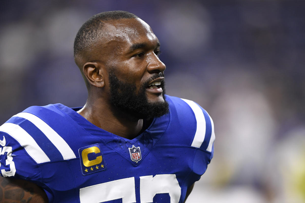 Mike McCarthy confirms Cowboys 'interest' in ex-Colts All-Pro Shaq Leonard, who's reportedly scheduled to visit