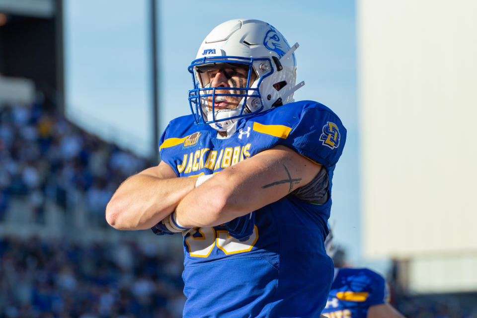 Plenty of tight end talent is still available in the NFL Draft, including South Dakota State's Tucker Kraft. (Photo by Bailey Hillesheim/Icon Sportswire via Getty Images)