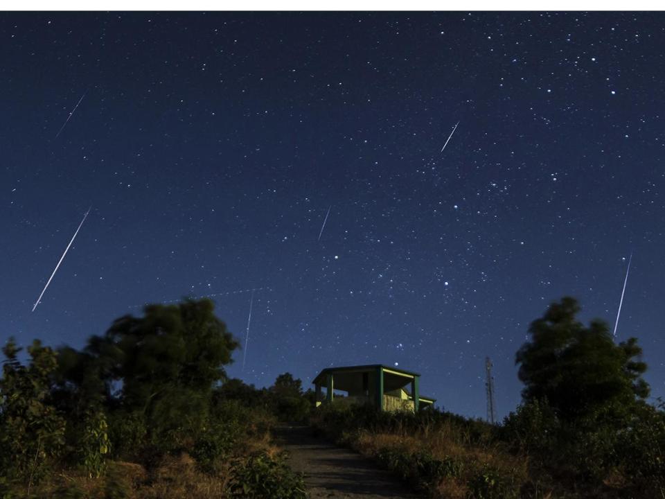 Geminid meteor shower UK: How to watch as Phaethon asteroid debris lights up Earth’s skies