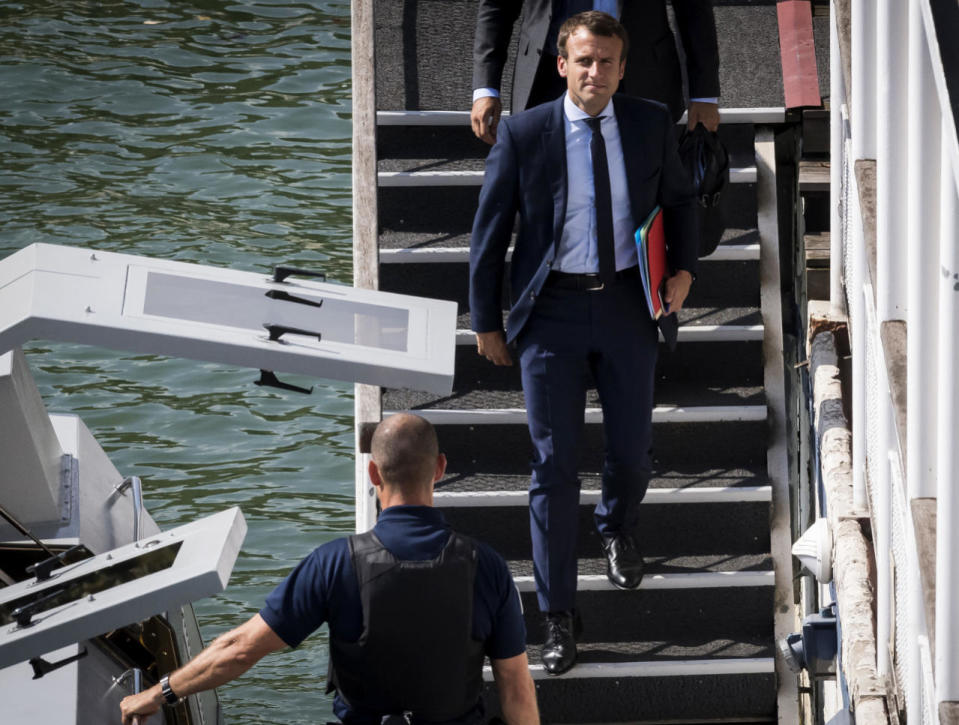 La démission d’Emmanuel Macron