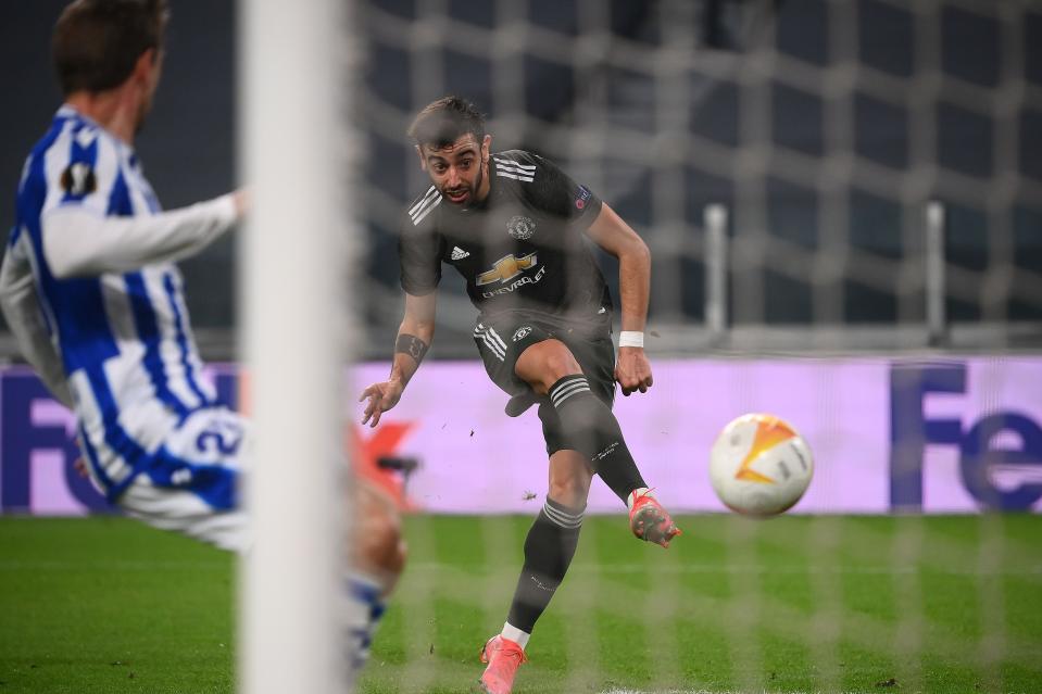 <p>Bruno Fernandes puts Man Utd ahead</p> (AFP via Getty Images)