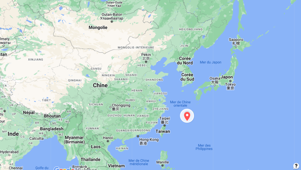 La Chine, la pénincule coréenne et le Japon. Le point rouge représente Okinawa.