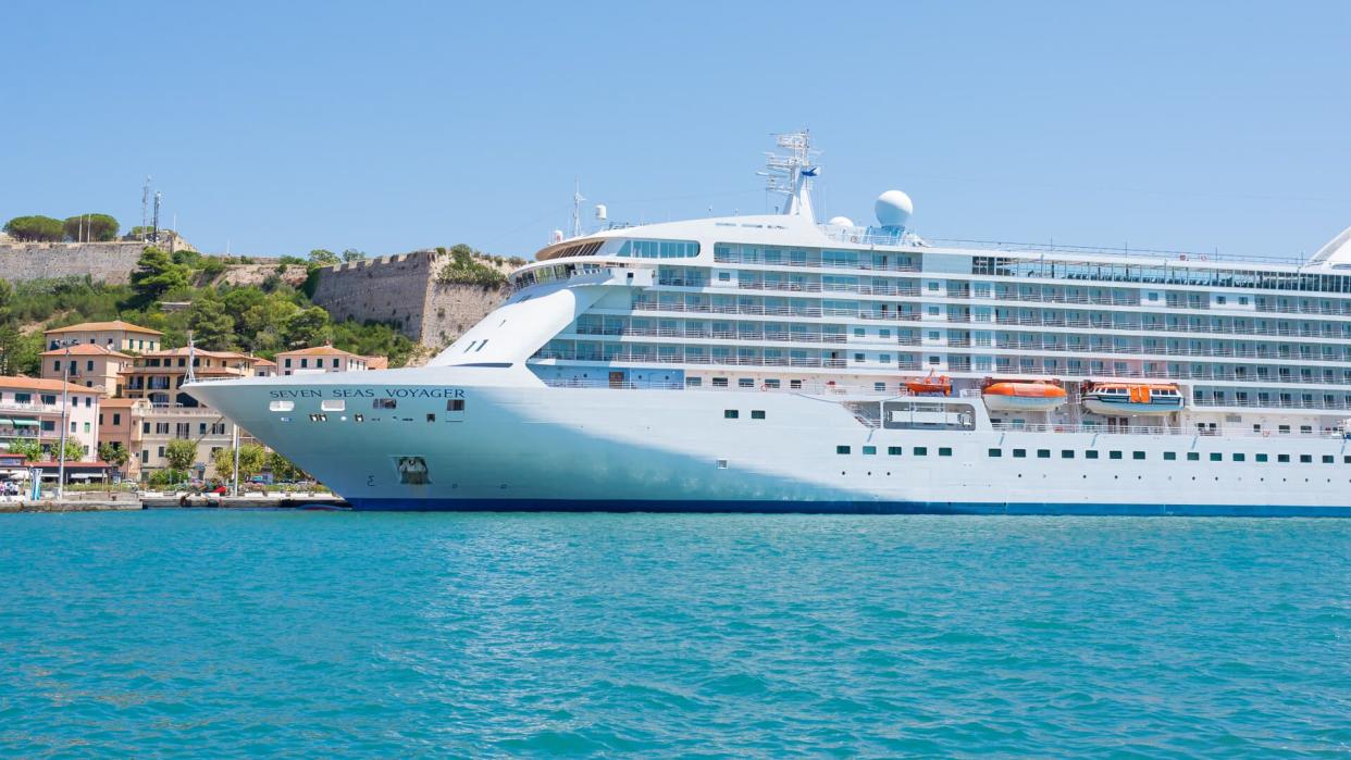 Regent Seven Seas Voyager cruise line