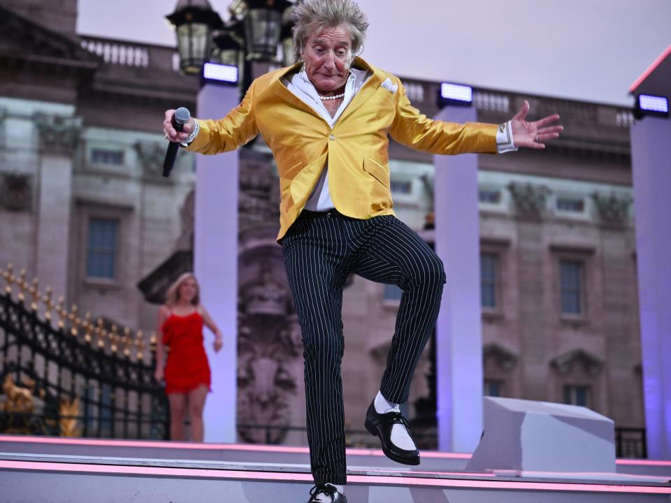 Sir Rod Stewart onstage during the Platinum Party at the Palace in front of Buckingham Palace on June 04, 2022 in London, England.