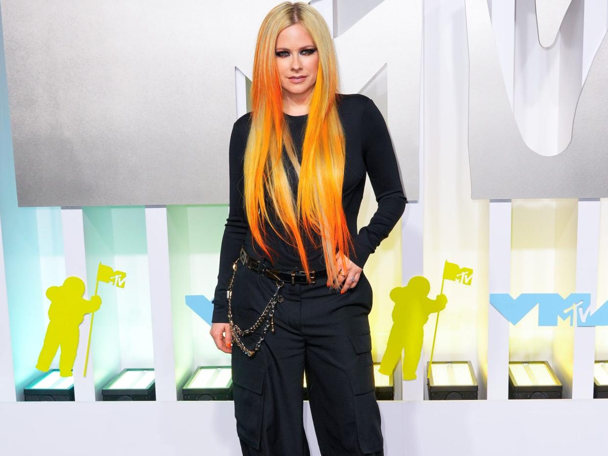 Avril Lavigne 2022 MTV VMAs