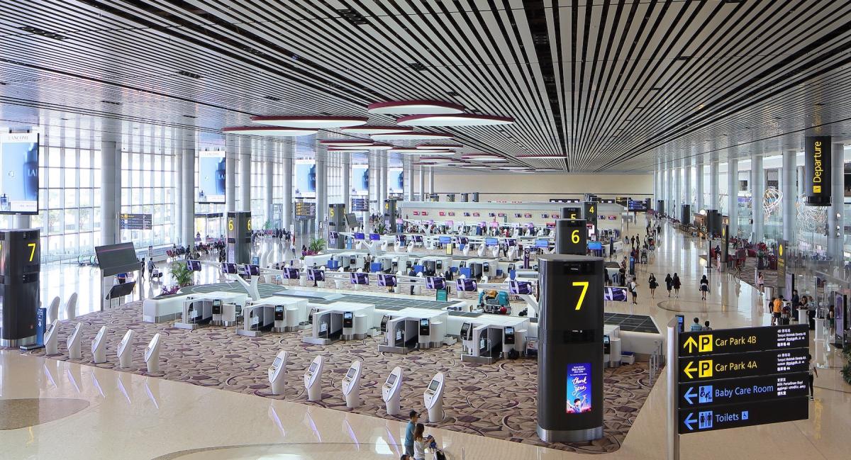 Changi Airport Terminal 2 (Departure hall) (Singapore)