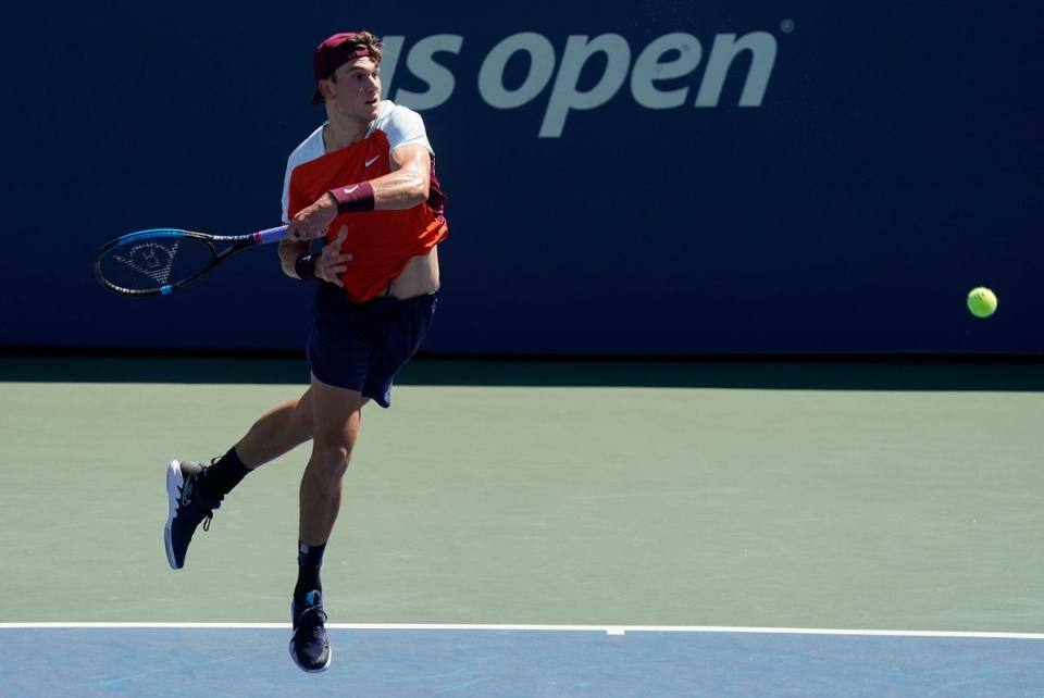 Jack Draper strikes a forehand (John Minchillo/AP) (AP)