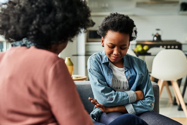 Experts offer advice to help parents emotionally support their kids through violent and tragic news events, such as school shootings. (Photo: jeffbergen via Getty Images)