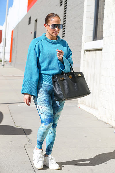 Jennifer-Lopez-Blue-Athleisure-Outfit