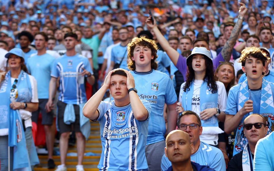 Coventry City fans react in the stands - Reuters/Carl Recine