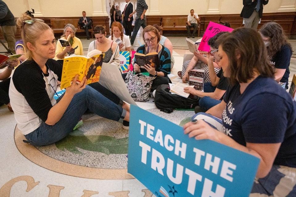 Librarians and other opponents of HB 900 read books that were banned or considered for banning from school libraries, April 26 at the Texas State Capitol.