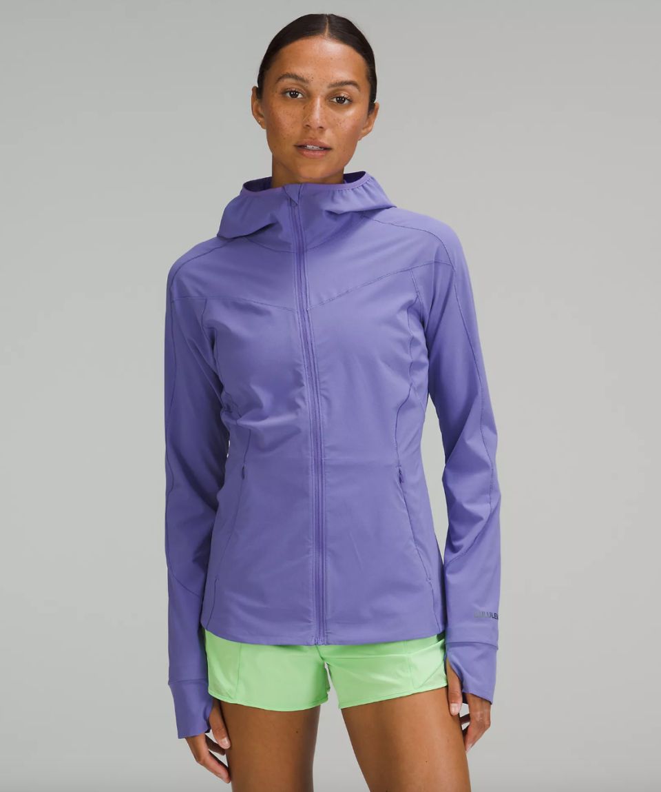 Mist Over Windbreaker (Photo via Lululemon)