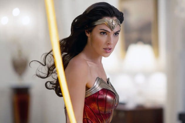 First look at Gal Gadot in 'Wonder Woman'; cast officially