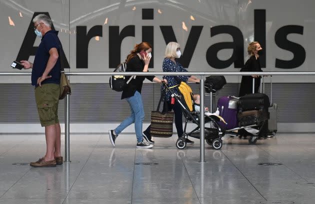 La Grande-Bretagne surveille de près l'évolution du variant Beta en France. Ici le terminal 5 des arrivées à l'aéroport Heathrow de Londres (photo d'illustration) (Photo: DANIEL LEAL-OLIVAS via AFP)