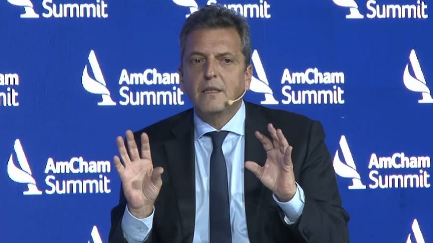 Sergio Massa terminó convirtiéndose en la atracción principal del evento de AmCham, donde fue comentada la ausencia de Milei