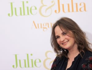 Julie Powell Dead: 'Julie & Julia' Food Writer Dies of Cardiac Arrest at 49