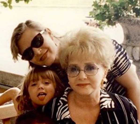 Billie Lourd just posted a beautiful update on how she’s doing after losing her mom and grandma