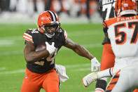 Cleveland Browns running back Nick Chubb rushes for an 11-yard touchdown during the first half of the team's NFL football game against the Cincinnati Bengals, Thursday, Sept. 17, 2020, in Cleveland. (AP Photo/David Richard)