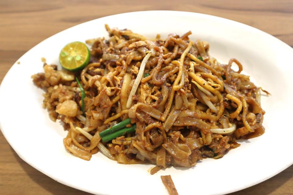 best char kway teow - day night ckt