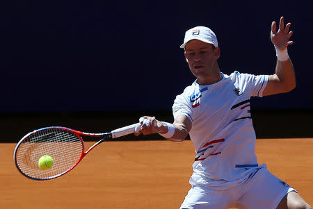 Tennis - ATP 250 - Argentina Open Final - Lawn Tennis Club, Buenos Aires, Argentina - February 17, 2019 Argentina's Diego Schwartzman in action during his final match against Italia's Marco Cecchinato REUTERS/Agustin Marcarian