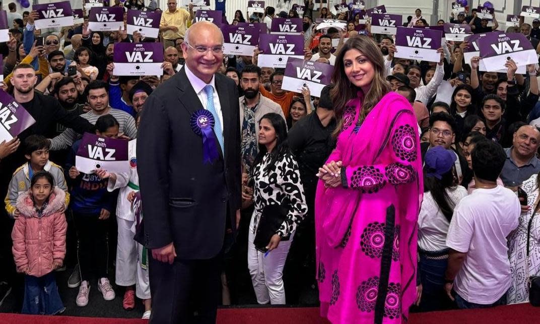 <span>Former Celebrity Big Brother winner Shilpa Shetty with Keith Vaz at an election campaign event in Leicester East.</span><span>Photograph: X</span>