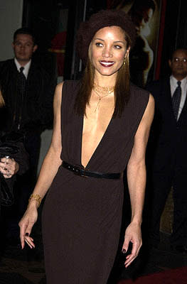 Michael Michele at the Hollywood premiere of Ali