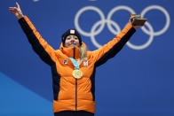 <p>Gold medalist Esmee Visser of the Netherlands celebrates during the medal ceremony for the Ladies’ Speed Skating 5000m on day eight of the PyeongChang 2018 Winter Olympic Games at Medal Plaza on February 17, 2018 in Pyeongchang-gun, South Korea. (Photo by Ryan Pierse/Getty Images) </p>