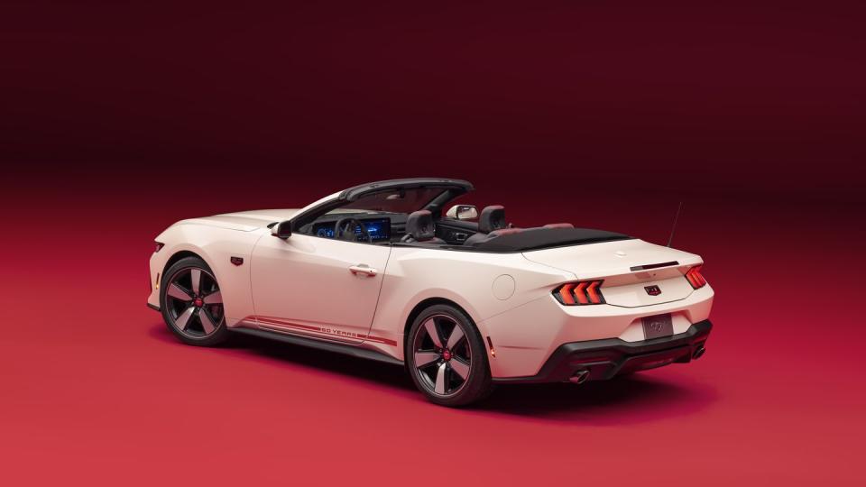 2025 ford mustang