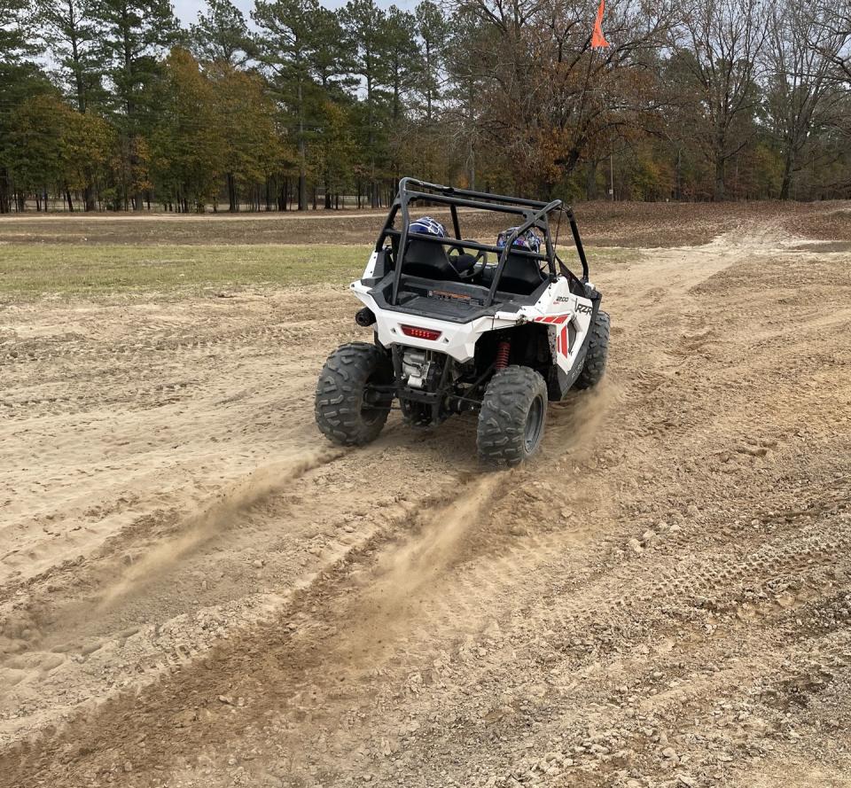 rzr 200 spinning dirt