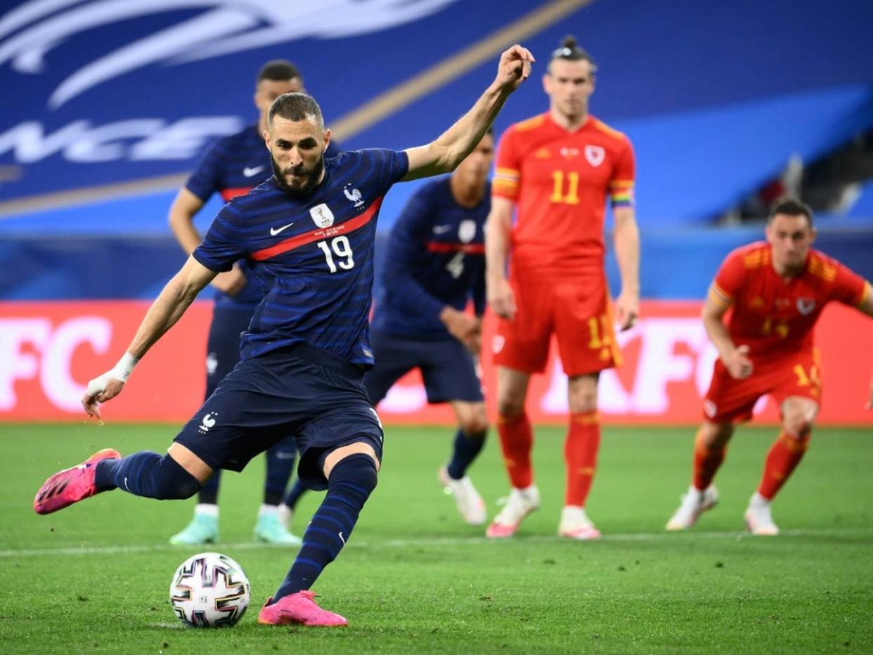 Rückkehrer Benzema verschießt Elfmeter - Frankreich schlägt Wales